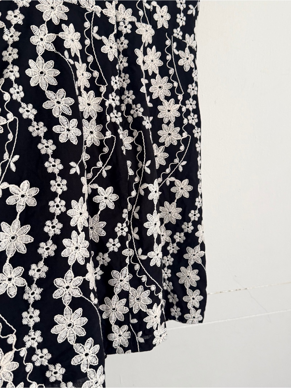 Sezane Black Mini Dress with White Floral Embroidery - Picture 6 of 9